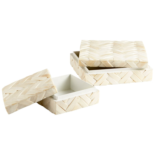 Sm Cumberland Container in White