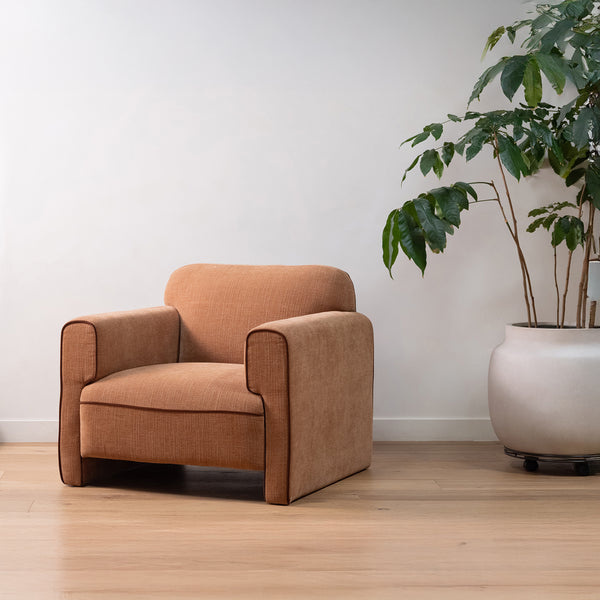 Leo Chair in Light Brown with Curved Back
