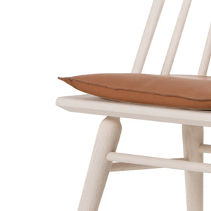 Lewis Windsor Chair W Cushion In Off White
