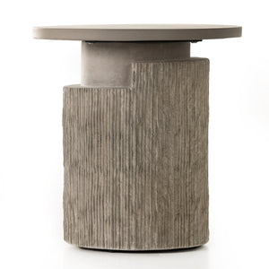 Huron Outdoor End Table In Textured Flint