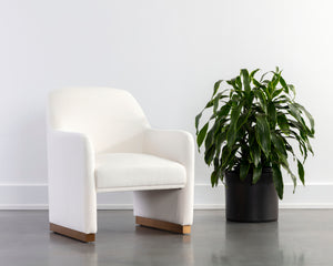 JAIME LOUNGE CHAIR - FIOR VANILLA