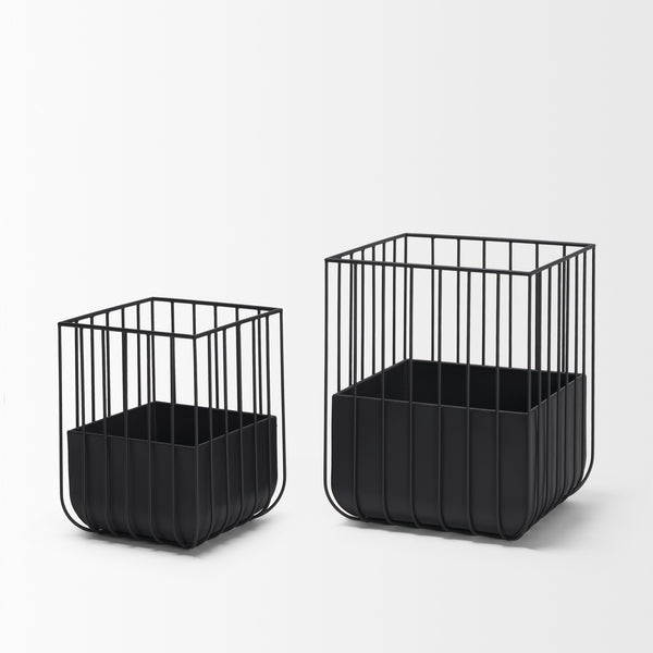 Verna Matte Black Wire Cage Metal Planters (Set of 2)