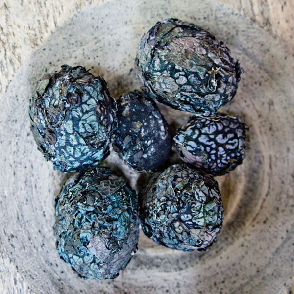 Lichen Ball, Blue