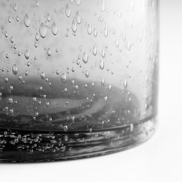 Large Oxtail Vase in Clear