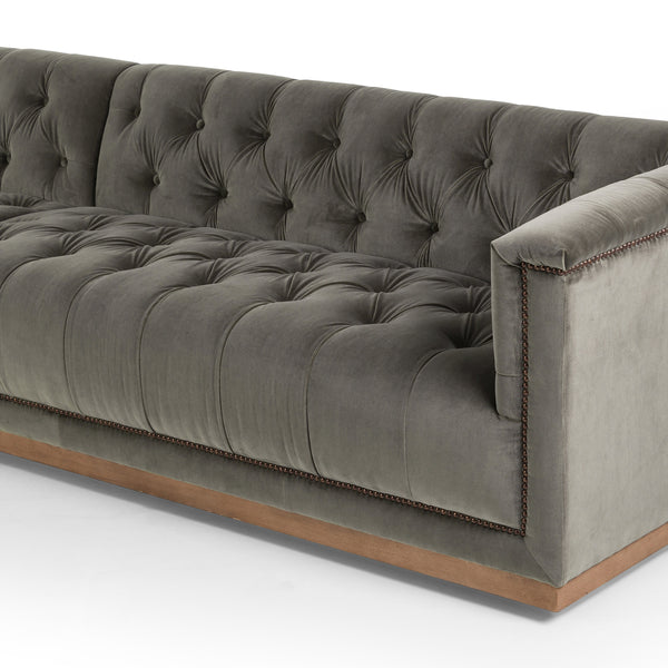 Maxx 2Pc Laf Sectional In 109 In Sapphire Brch