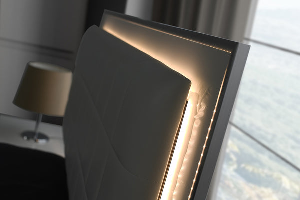 Giulia Night Stand Right Facing in Glossy Gray