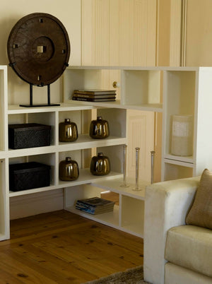 domino 7 shelving unit in pure white