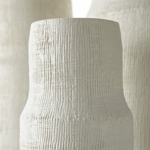 Leela Vase in White