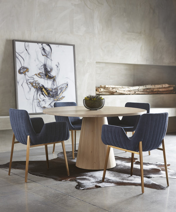 ELINA DINING TABLE - ROUND - LIGHT OAK - 54"