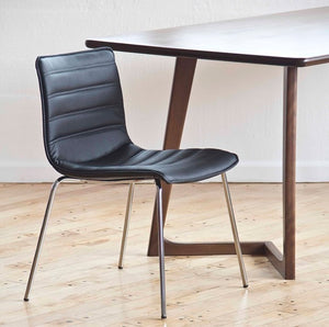 bowery chair in leather