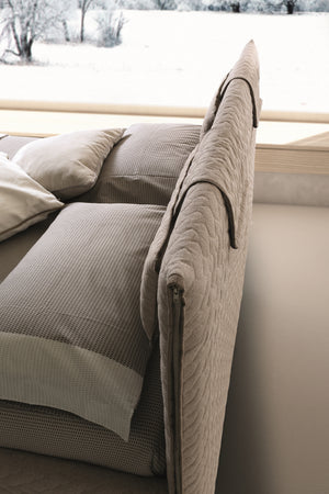 Mason Queen Bed