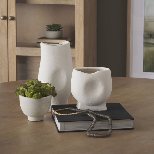 Darian Small Textured Matte White Ceramic Vase