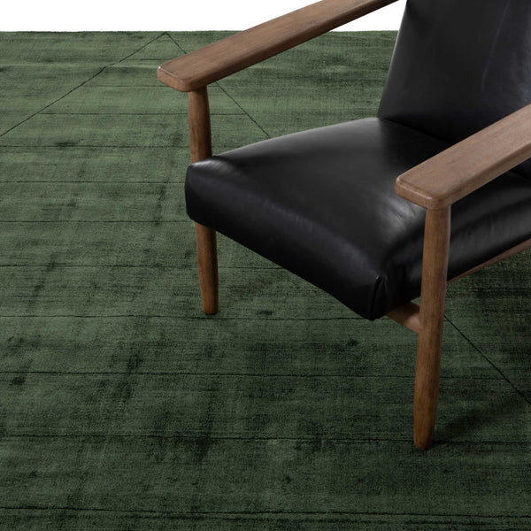 Sadzi Carved Rug 5x8' in Juniper Green