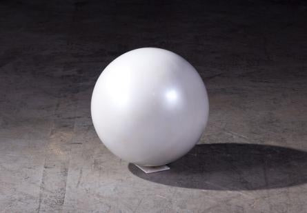 Ball Wall/Ceilling Ball Medium Pearl White