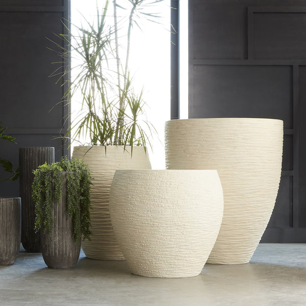 Lourdes Planter, Grey, MD