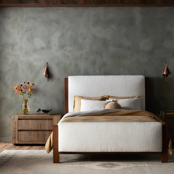 Willem Bed in Natural King Size