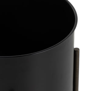 Jed Planter In Iron Matte Black