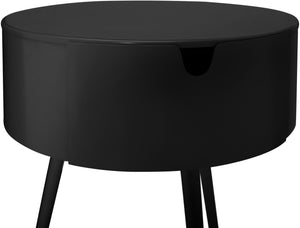 Bennie Night Stand In Black