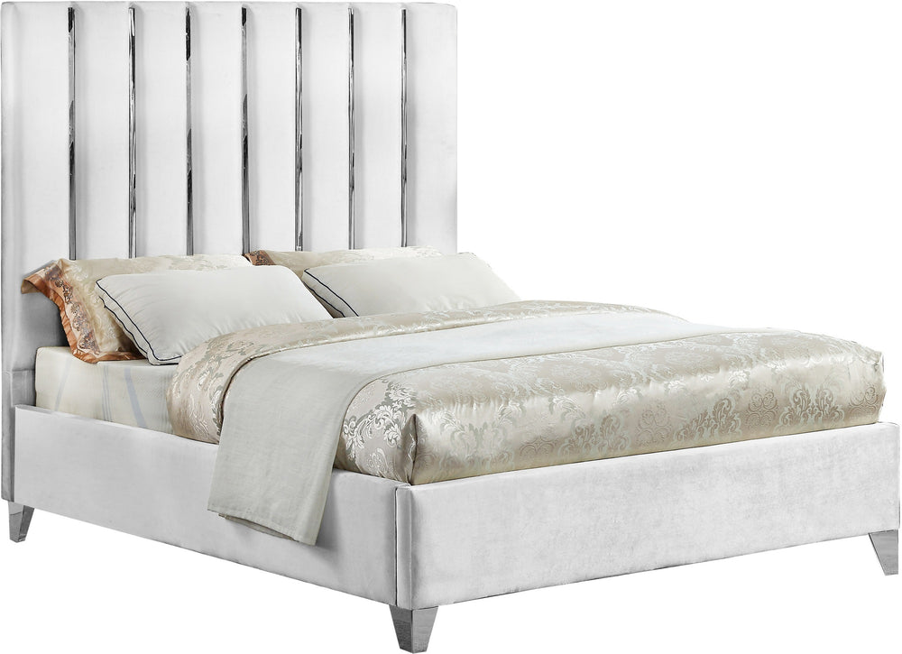 Donnie Full Bed In White Velvet