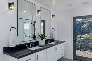 Jackson 1 Light Wall Sconce in Chrome + Matte Black Finish