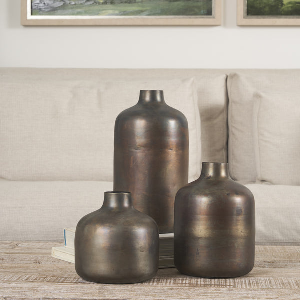 Daya Short Antiqued Gold Metal Vase
