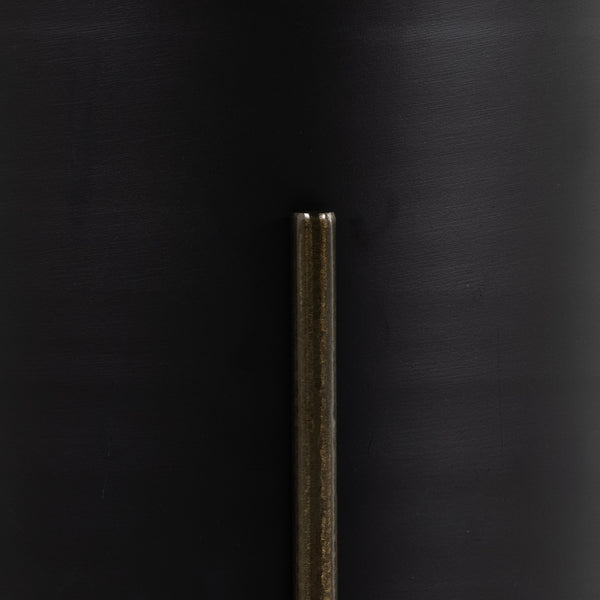 Jed Planter In Iron Matte Black