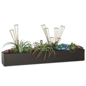 Tabletop Design with California Mix and Wire Cryst