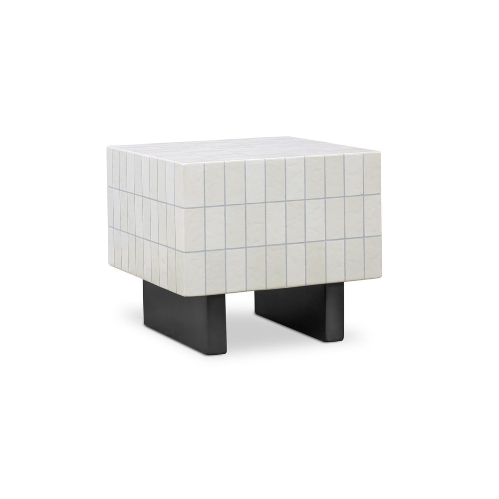 Moe's Farren Outdoor Side Table in Cream Concrete