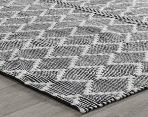Classic Home Sonora Rug 8'x10' - Black & Ivory, Recycled Fibers