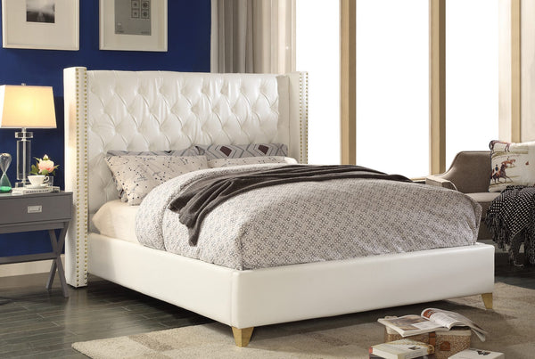 Danielle King Bed In White Bonded Leather