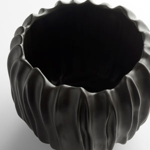 Abyssus Vase | Black - Small