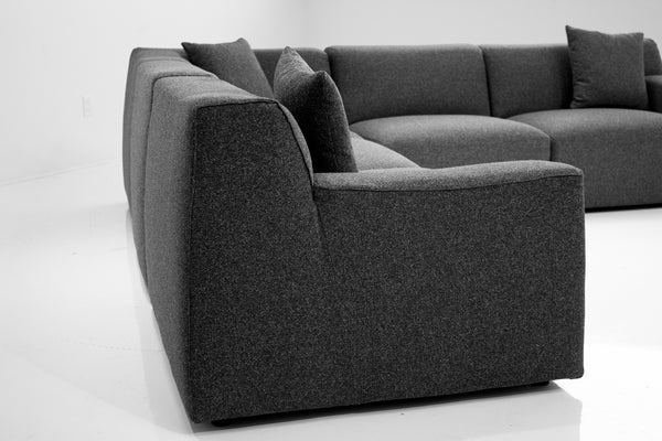SCOOP Fabric Sectional in peppercorn tweed 5pcs