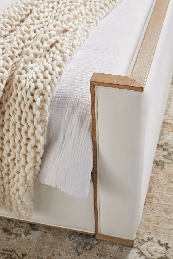 Tailor Shelter Queen Bed