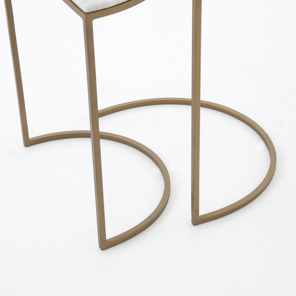 Rand Nesting Tables