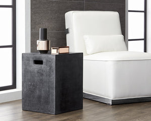 CASTOR END TABLE - BLACK