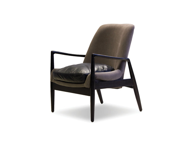 REYNOLDS Occasional Chair in black matte frame/ash grey fabric/black leather