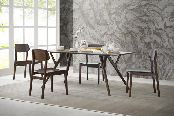 Sable Currant Chair