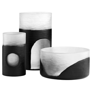 Flat Ominous Frost Vase in Clear and Black