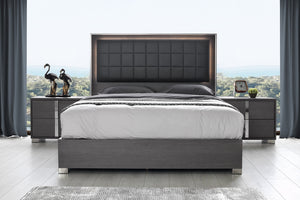 Giulia Dresser in Matte Gray