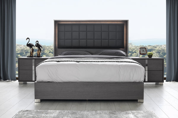 Giulia Dresser in Matte Gray