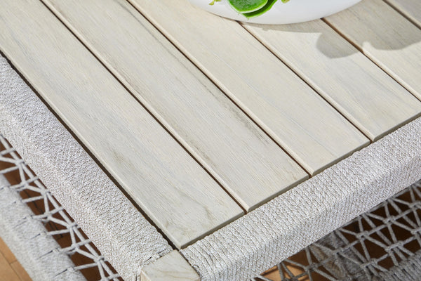 Wrap Outdoor Square Coffee Table