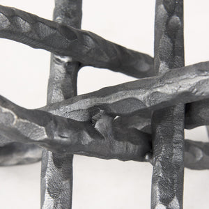 Wilhelm II (Large) 10L x 10W Silver Metal Link Decor Object