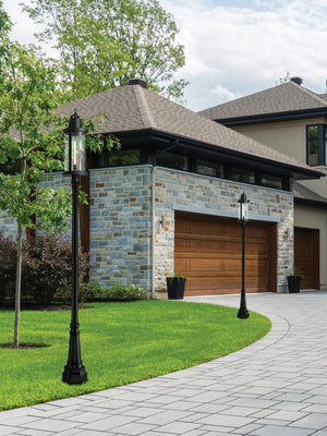 Roundhouse 1 Light Outdoor Post Mounted Fixture in Black Finish