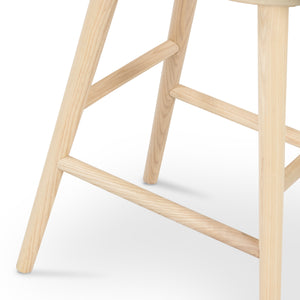 Union Saddle Stool In Essence Natural In Count