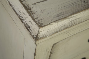 Brookside Chest