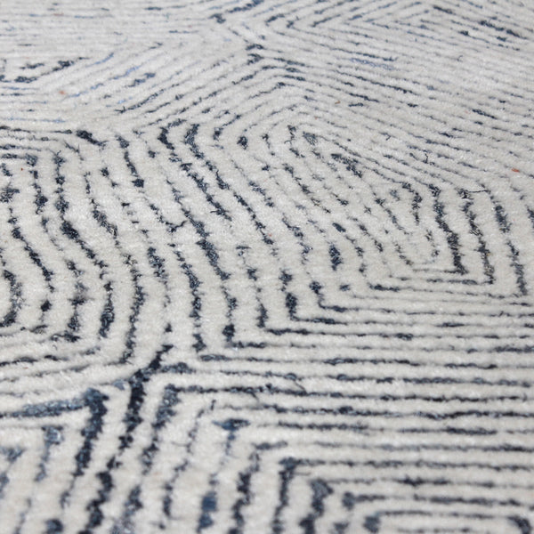 Maze HandTufted 8' X 10' Area Rug In Blue