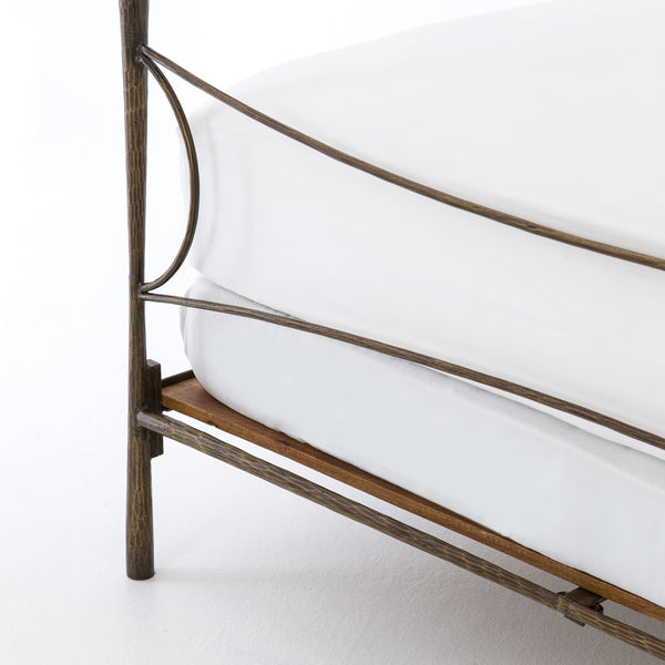 Westwood Queen Bed