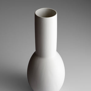 Impressive Impression Vse in Matte White