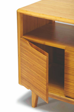 Caramelized Currant Media Table