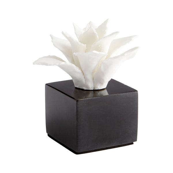Small Calendine Sculpture In White